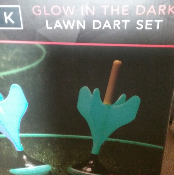 Black Series Glow in the Dark Lawn Dart Set 7 piece set with bag NEW - Picture 3 of 5